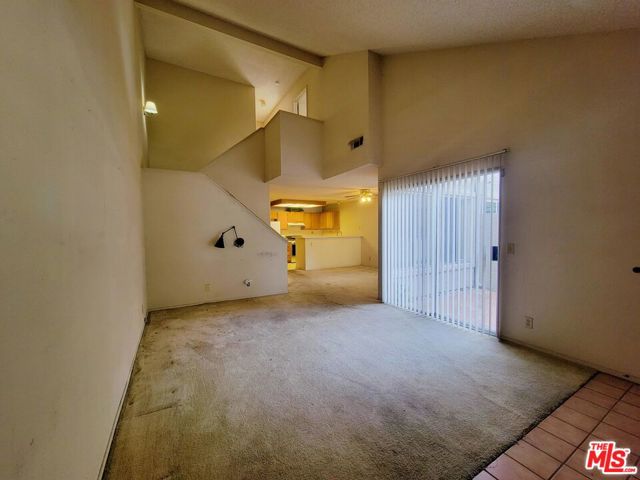 873 Via Colinas photo 4