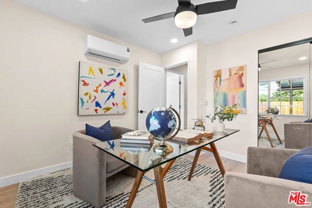 6520 Debs Avenue, West Hills CA: https://media.crmls.org/mediaz/71a53cfa-1312-464e-b892-68e500545a7f.jpg