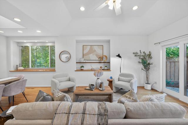 3179 Stockton Place, Palo Alto CA: https://media.crmls.org/mediaz/71a5809c-61e5-4abc-8ff7-f543b9c36f2f.jpg