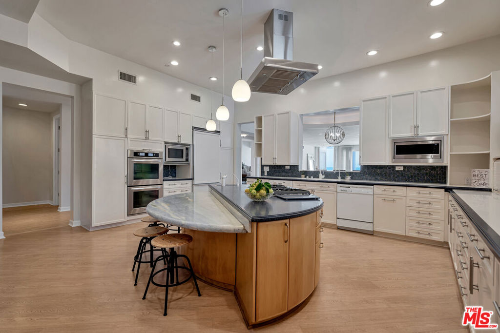 MLS #26944775 image #35