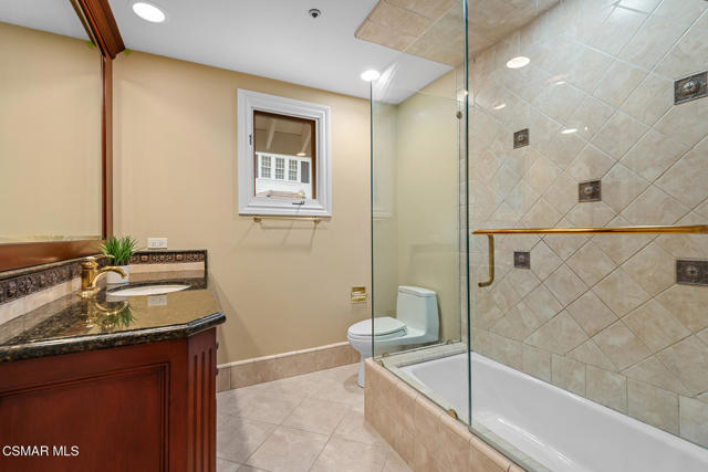 5320 Long Shadow Court, Westlake Village CA: https://media.crmls.org/mediaz/71a7160c-f8af-4d59-8a51-7bd85ac6c4d5.jpg