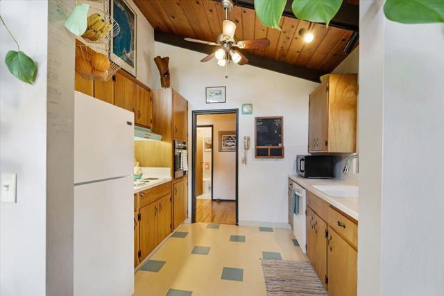 185 Woodston Way, Ben Lomond CA: https://media.crmls.org/mediaz/71a74278-3be7-4003-8320-a6b989e577bc.jpg