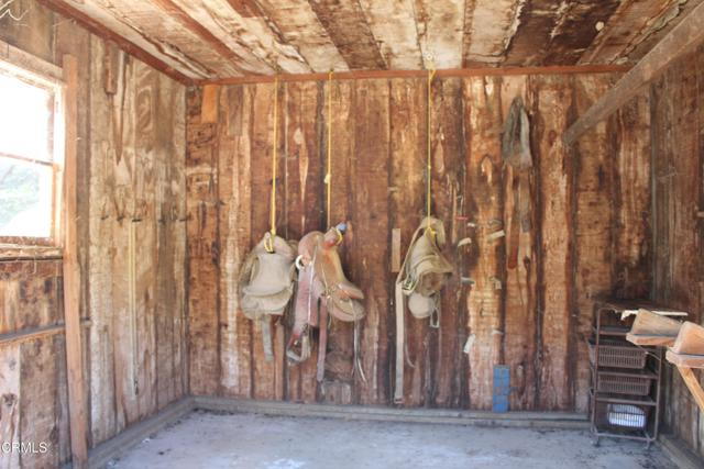 0 Dickenson Road, Santa Paula CA: https://media.crmls.org/mediaz/71a83bcb-ca82-4b0d-8dd9-e68653797746.jpg