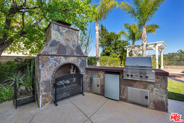 Image 56 of 69 For 25417 Magnolia Lane