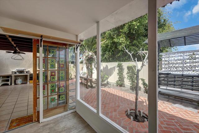 3956 San Pablo Ave, Oceanside CA: https://media.crmls.org/mediaz/71a9d843-8243-48fd-8a6e-4657008a9a04.jpg