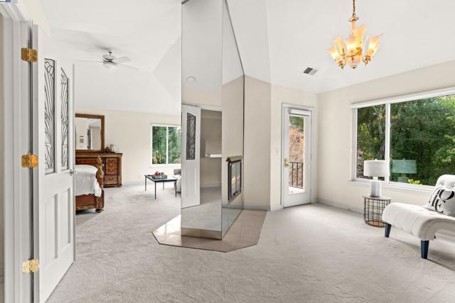 3146 Blackhawk Meadow Dr, Danville CA: https://media.crmls.org/mediaz/71ab1899-26b8-4c3b-b2f9-a00e4db73f90.jpg