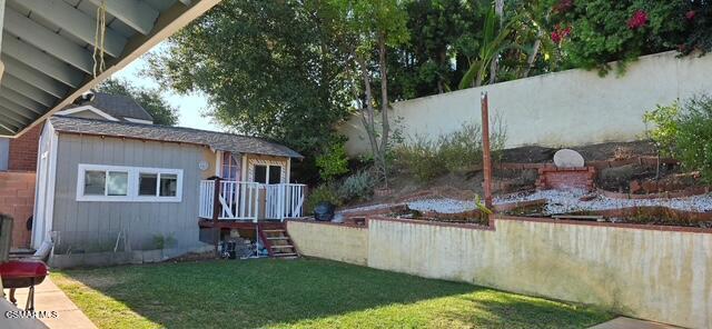 90 Lupe Avenue, Newbury Park CA: https://media.crmls.org/mediaz/71ab5b58-74e5-4cd5-81b7-3ca1dd99331f.jpg