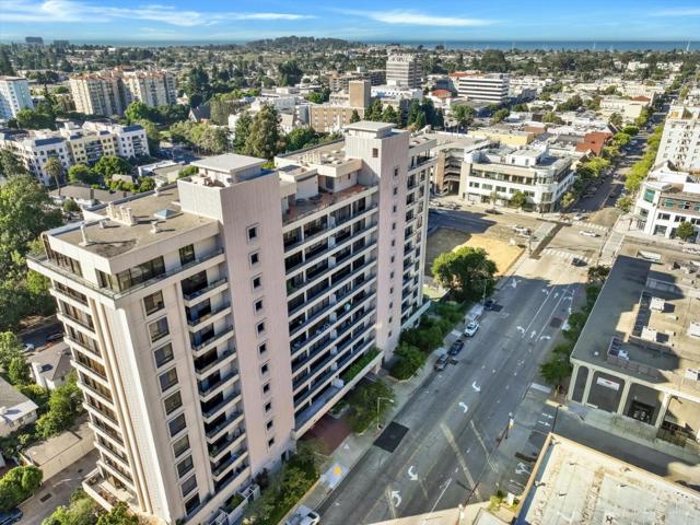 40 W 3rd Avenue, San Mateo CA: https://media.crmls.org/mediaz/71ab8d0e-71eb-4996-bc52-52aa67352233.jpg