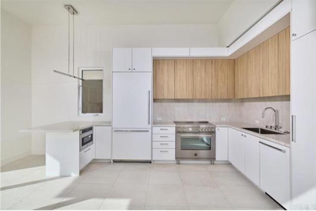 Detail Gallery Image 4 of 12 For 3903 Haines, San Diego,  CA 92109 - – Beds | – Baths