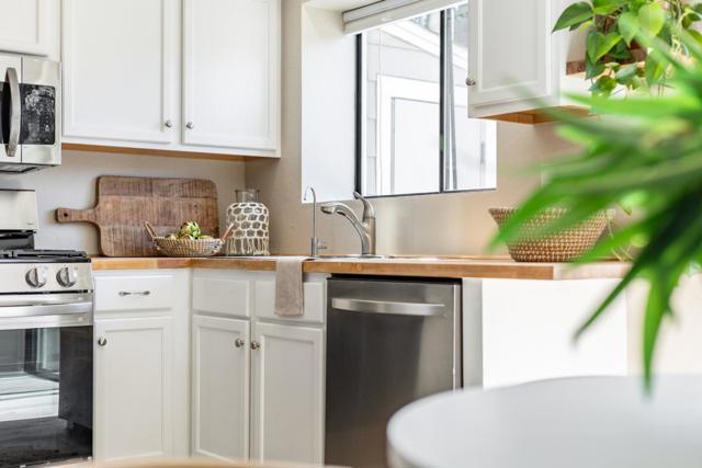 1525 Leila Court, Santa Cruz CA: https://media.crmls.org/mediaz/71ac88c5-2233-49e6-b82a-bc4b88c39ff2.jpg