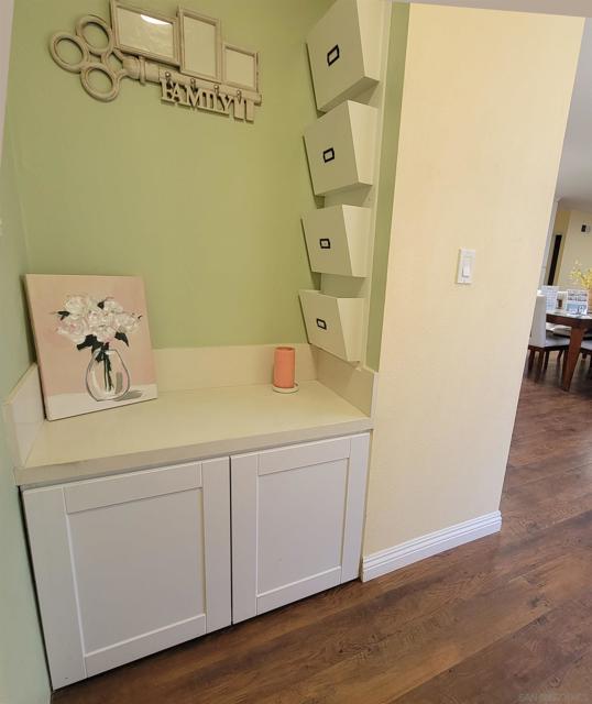 9155 57 Gold Coast Dr, San Diego CA: https://media.crmls.org/mediaz/71acf5ec-63cf-4729-92aa-efa6286de57f.jpg