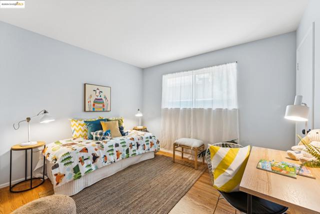 3129 Deseret Dr, Richmond CA: https://media.crmls.org/mediaz/71ad39ba-591d-4ac3-bb08-d12d1c98439e.jpg