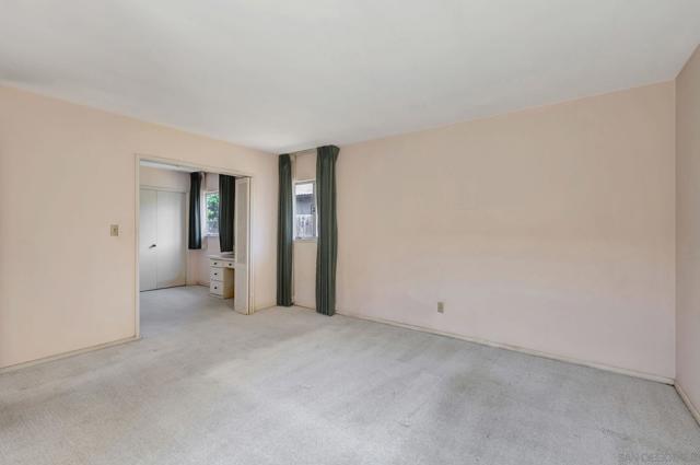 8838 La Jolla Scenic Dr N, La Jolla CA: https://media.crmls.org/mediaz/71adc058-e1f8-4d82-b5cc-424ffdfaaa3a.jpg