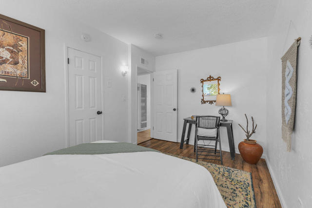 5797 Linda Lee Drive, Yucca Valley CA: https://media.crmls.org/mediaz/71ae8188-c608-4c03-ac45-a34f00795731.jpg