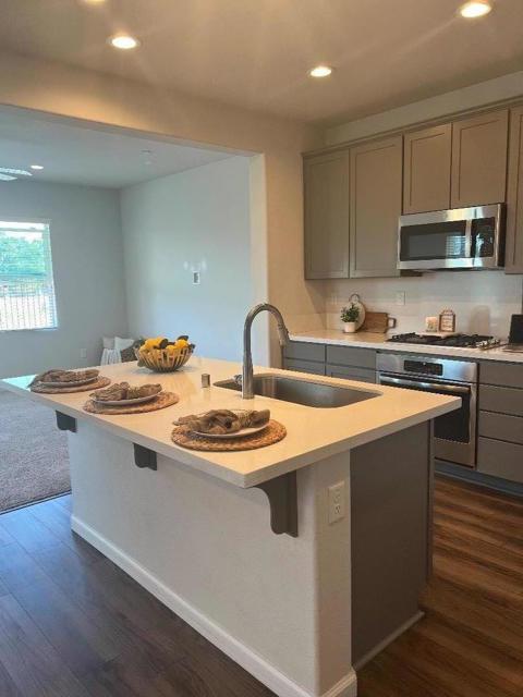 5005 King Place, Rohnert Park CA: https://media.crmls.org/mediaz/71aec6fd-8639-4bc0-b499-5ee249ebb0a9.jpg