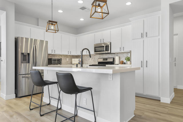 47875 Silverberry Street, La Quinta CA: https://media.crmls.org/mediaz/71afab41-7d58-41e6-9ec8-d7b867549ef7.jpg