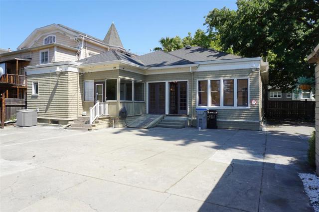 121 E Julian Street, San Jose CA: https://media.crmls.org/mediaz/71aff615-3f9a-4394-aa97-1383e5ccefe9.jpg