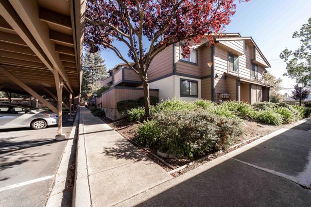 281 Hackamore, Fremont CA: https://media.crmls.org/mediaz/71b27890-9a18-4f30-b95f-f9af0bd7fd20.jpg