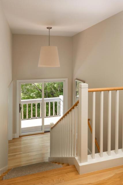1330 Trinity Drive, Menlo Park CA: https://media.crmls.org/mediaz/71b32ebf-e33a-4b5a-aed3-edb6d0d2386e.jpg