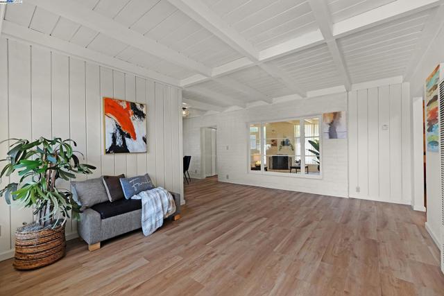22756 Bayview Ave, Hayward CA: https://media.crmls.org/mediaz/71b428d3-4110-41f5-9a65-f24c7f944abd.jpg