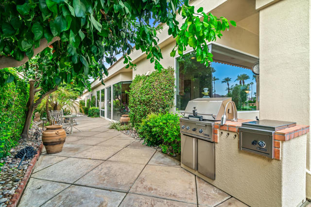 75063 Spyglass Drive, Indian Wells CA: https://media.crmls.org/mediaz/71b46535-3994-44a5-a4e6-db01c5874355.jpg