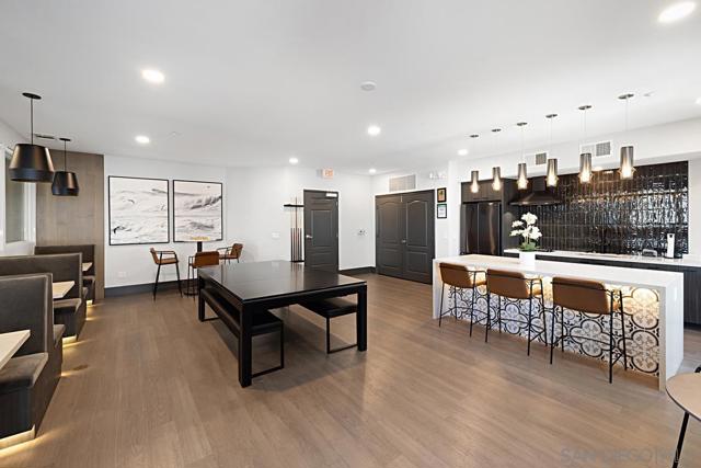 3957 30Th St, San Diego CA: https://media.crmls.org/mediaz/71b549d8-fc61-49a3-b8b3-0060f4717a54.jpg
