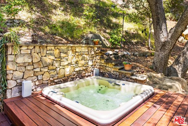 635 Greenleaf Canyon Road photo 31
