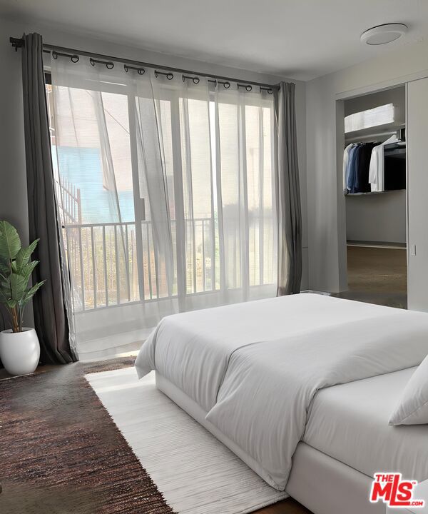 931 New Depot Street, Los Angeles CA: https://media.crmls.org/mediaz/71b6aa95-975a-4674-8a26-6c3f625b7c91.jpg