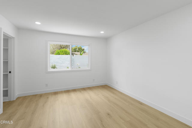 Detail Gallery Image 18 of 37 For 1927 N Croydon Ave, Camarillo,  CA 93010 - 4 Beds | 2 Baths