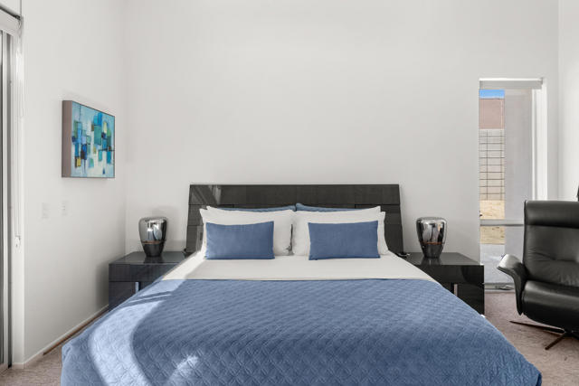 1069 Azure Court, Palm Springs CA: https://media.crmls.org/mediaz/71b8a18f-a847-4e38-81d6-3d4c2ce9405d.jpg