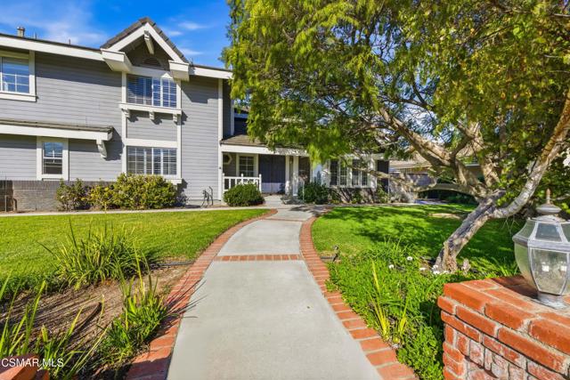 6945 Via Alba, Camarillo CA: https://media.crmls.org/mediaz/71b8d8ae-5ed3-4153-9b29-f9e78d826ec2.jpg