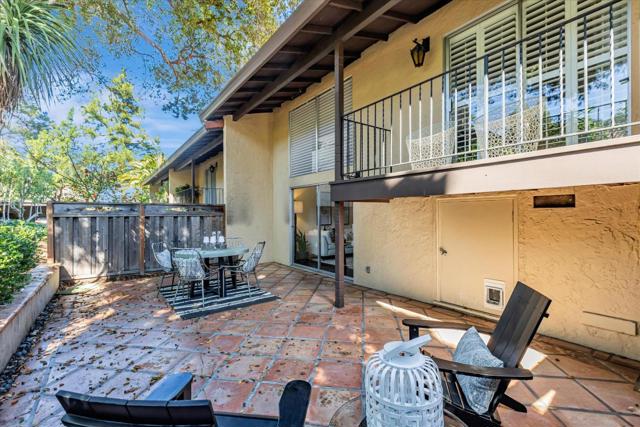 18400 Overlook Road, Los Gatos CA: https://media.crmls.org/mediaz/71b992fc-f81c-4f32-98a9-5ba02e3ecaca.jpg