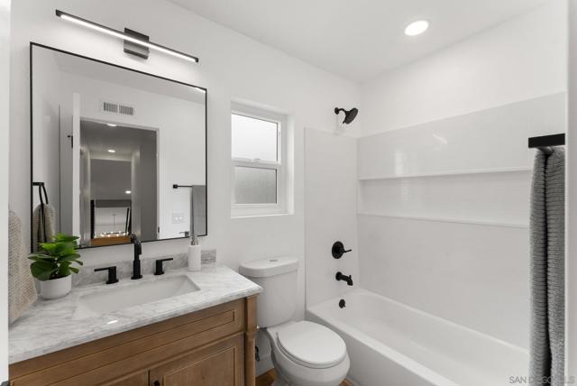 14471 Yukon St, San Diego CA: https://media.crmls.org/mediaz/71bb732d-ebfa-40d1-8e0f-0165957af115.jpg