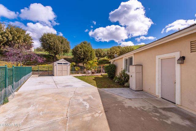 3490 Pine View Dr Simi Valley-42