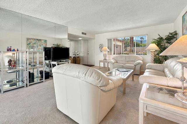 73358 Grapevine Lane, Palm Desert, CA 92260