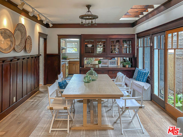 1666 ELECTRIC Avenue photo 4