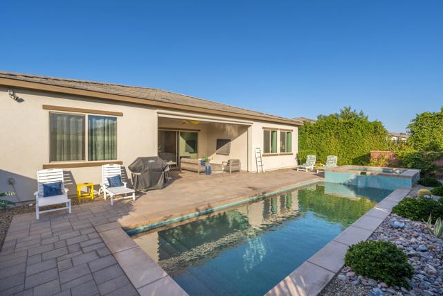 Image 29 of 40 For 50460 Monterey Canyon Drive