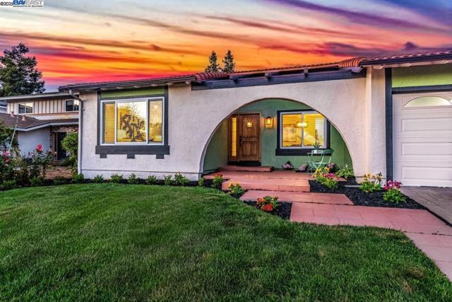 45548 Cherokee Ln, Fremont CA: https://media.crmls.org/mediaz/71bdbf9e-bbd9-4c24-9ae2-fc89e25207eb.jpg