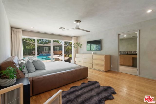 Image 18 of 51 For 6202 Willard Avenue