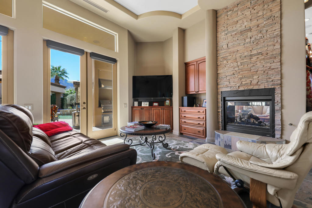 MLS #219138654DA image #22