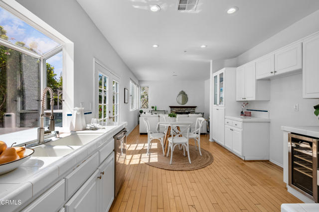Detail Gallery Image 6 of 41 For 2521 Ironstone St, Oxnard,  CA 93036 - 4 Beds | 3 Baths