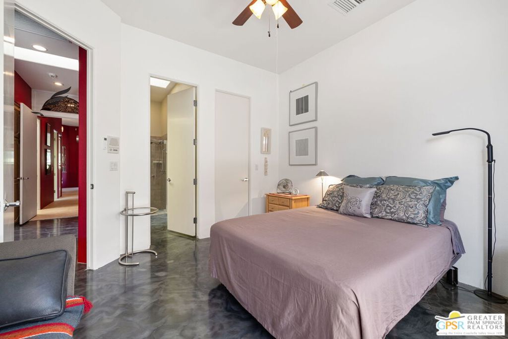 MLS #25582673PS image #40