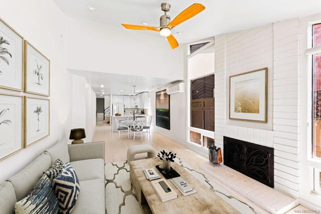194 Neptune Ave, Encinitas CA: https://media.crmls.org/mediaz/71bf2b65-28d3-4dea-87ed-e10397c24ee1.jpg