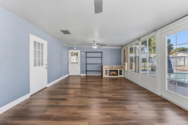 Detail Gallery Image 38 of 48 For 927 Cottonwood Ct, Corona,  CA 92879 - 5 Beds | 2 Baths