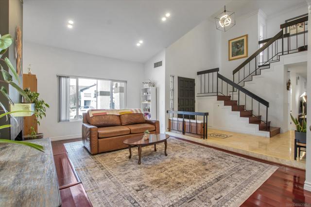 Image 4 of 50 For 3942 Catamarca Dr