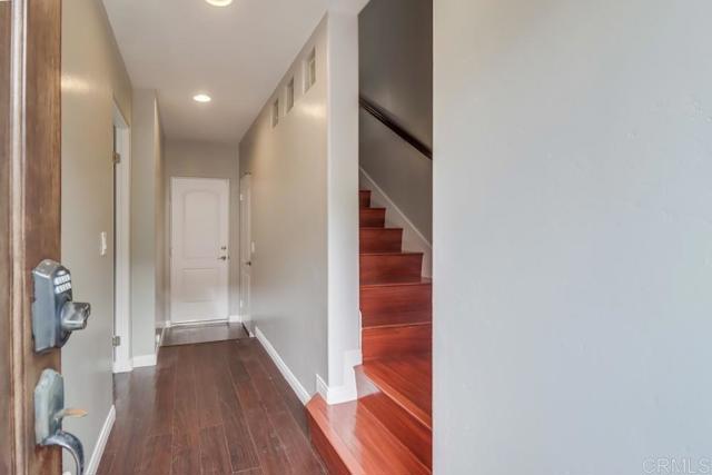 2167 Grand Avenue, San Diego CA: https://media.crmls.org/mediaz/71c1e9cd-ff2e-4cf3-85b1-5742d465fac4.jpg