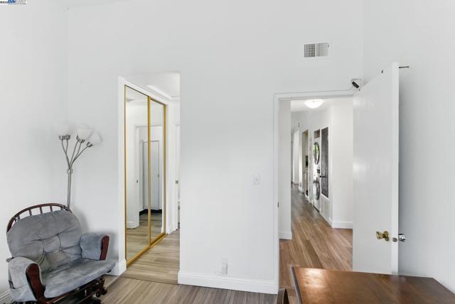 6198 Civic Terrace Ave, Newark CA: https://media.crmls.org/mediaz/71c20bc1-c3f3-403f-ac69-1536ca841e3e.jpg