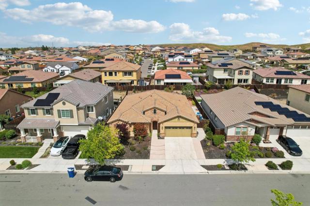 5476 Pinnacle View Way, Antioch CA: https://media.crmls.org/mediaz/71c29a3f-f047-4240-b8ae-60edf50523b0.jpg