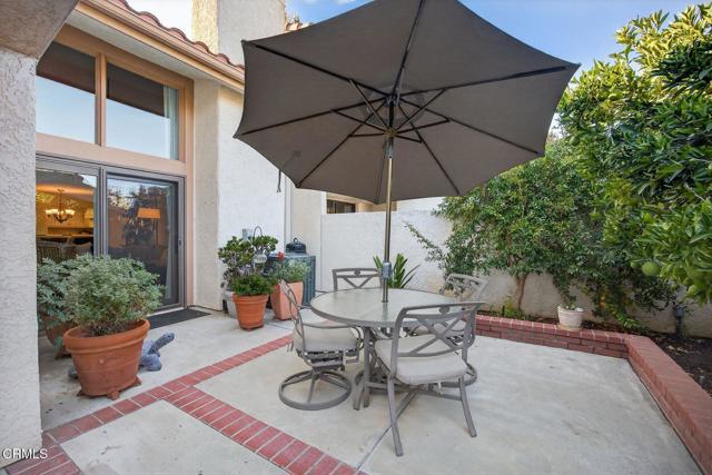 Detail Gallery Image 8 of 37 For 190 San Vincente Cir, Newbury Park,  CA 91320 - 3 Beds | 2 Baths