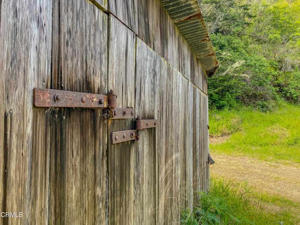 https://media.crmls.org/mediaz/71c35a24-5aeb-4ebe-ab00-58f9adb3f7b5.jpg?preset=X-Large